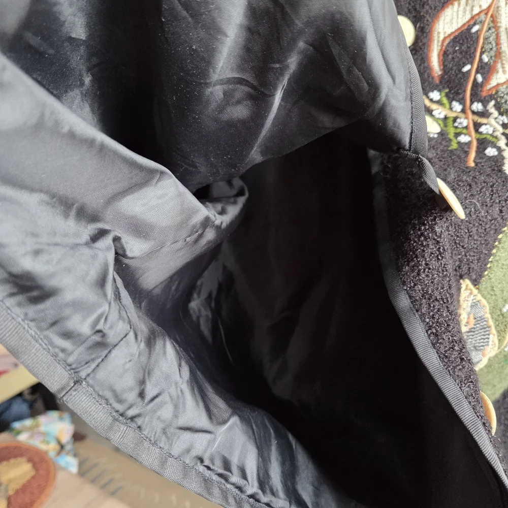 Vintage Embroidered Patchwork Jacket Boho Artsy Streetwear Textured Statement - Picture 8 of 9